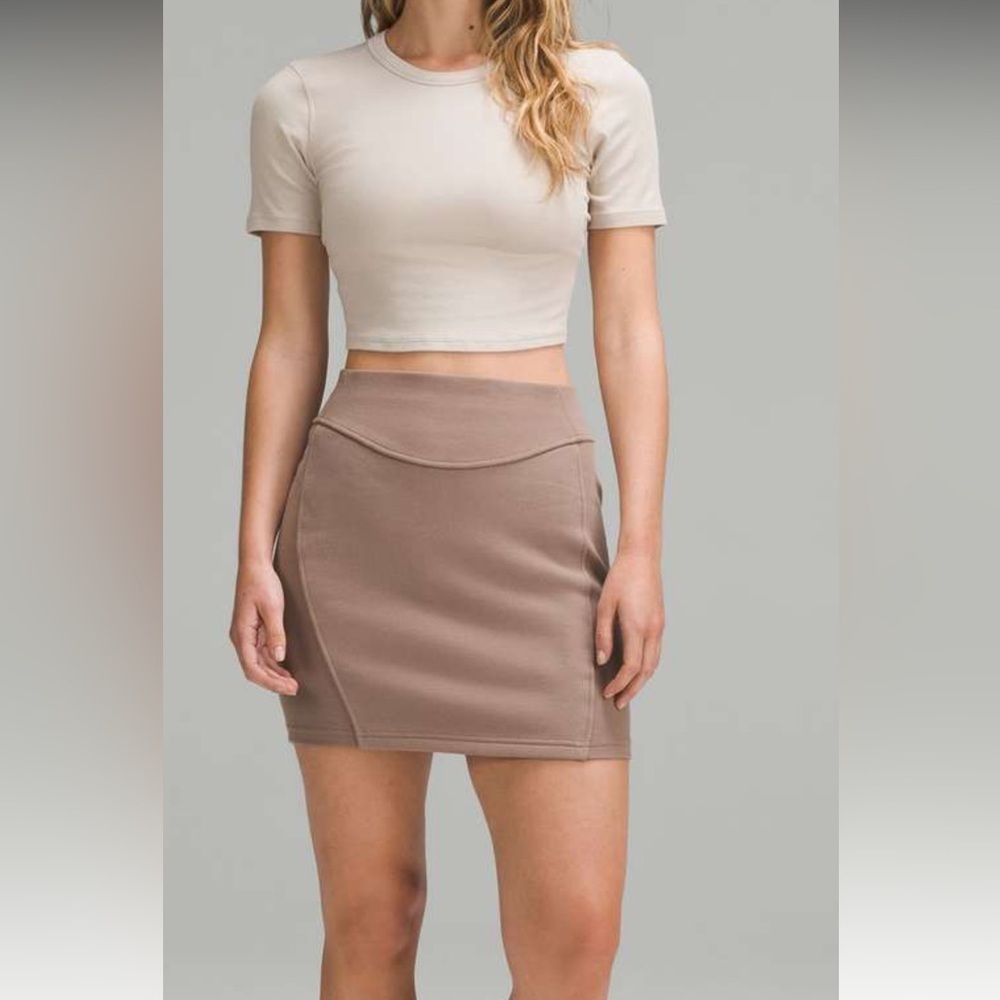 166. 2024 Lululemon Scuba High-Rise Mini Skirt
Taupetastic